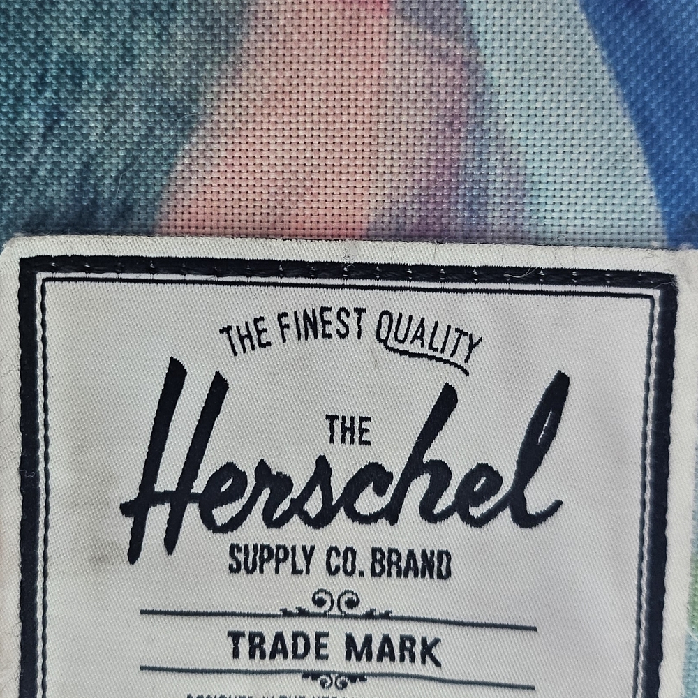 Herschel Colorful Patterned Backpack - Picture 7 of 7